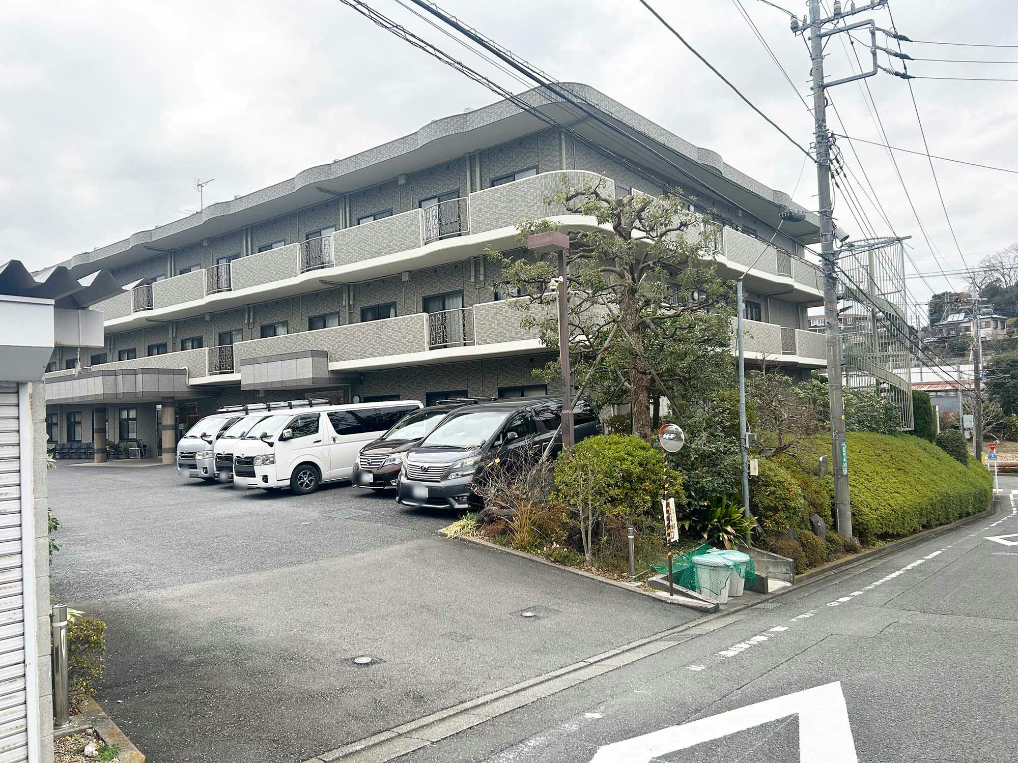 ケアライフ金井 外観
