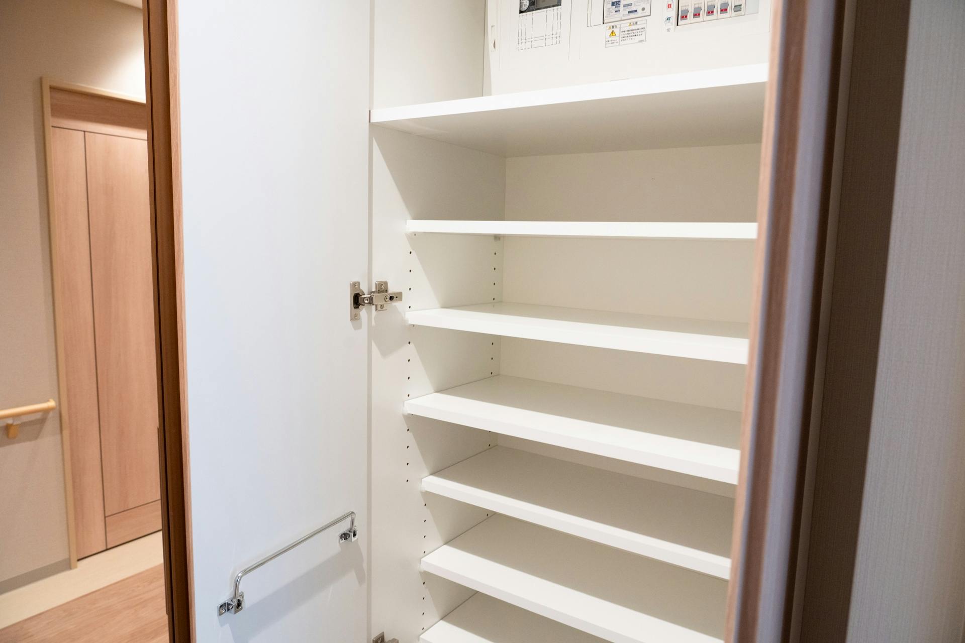 SOMPOケア ラヴィーレレジデンス鎌倉大船 2Fモデルルームシューズボックス