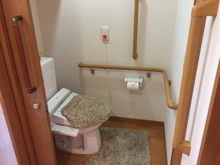 そんぽの家Ｓ茨木中穂積 トイレ