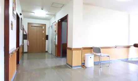 長寿苑春日井 廊下、エレベータ―