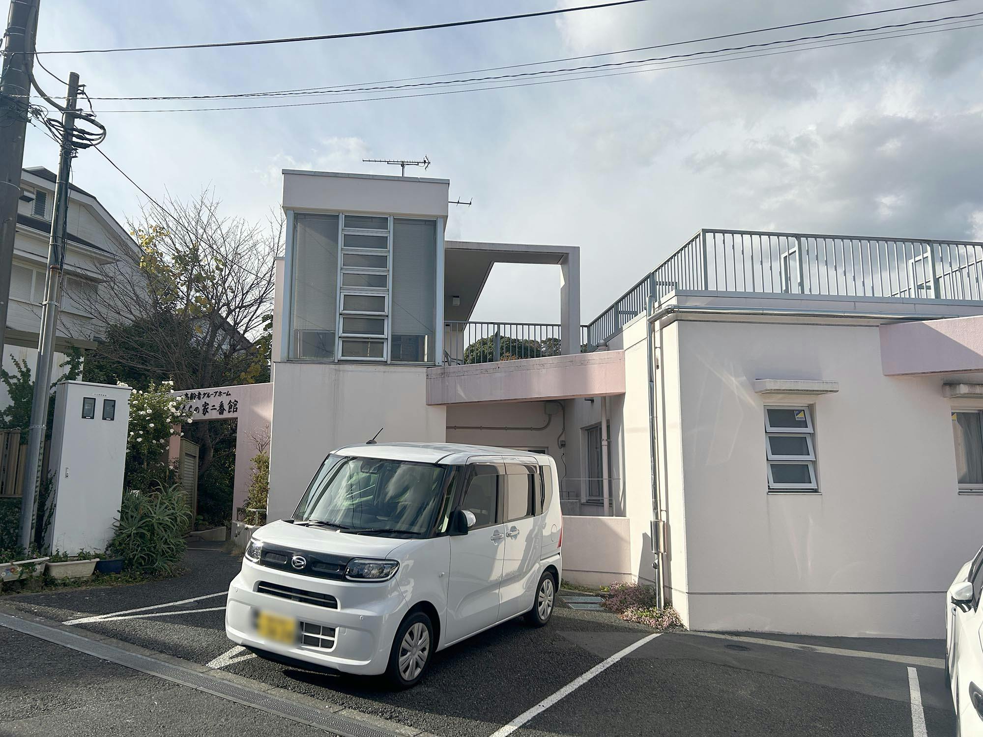 さくらの家二番館 駐車場