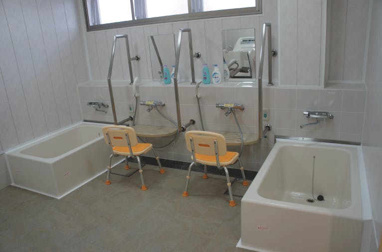 サービス付高齢者向け住宅あすか箕面 1階浴室