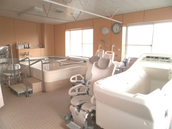 住宅型有料老人ホームウェルネステラス富岡 浴室