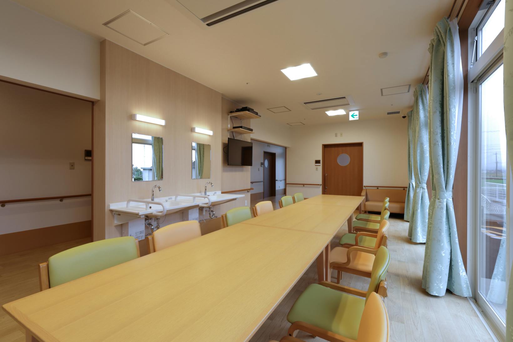 ケアパートナー森伸明野 食堂