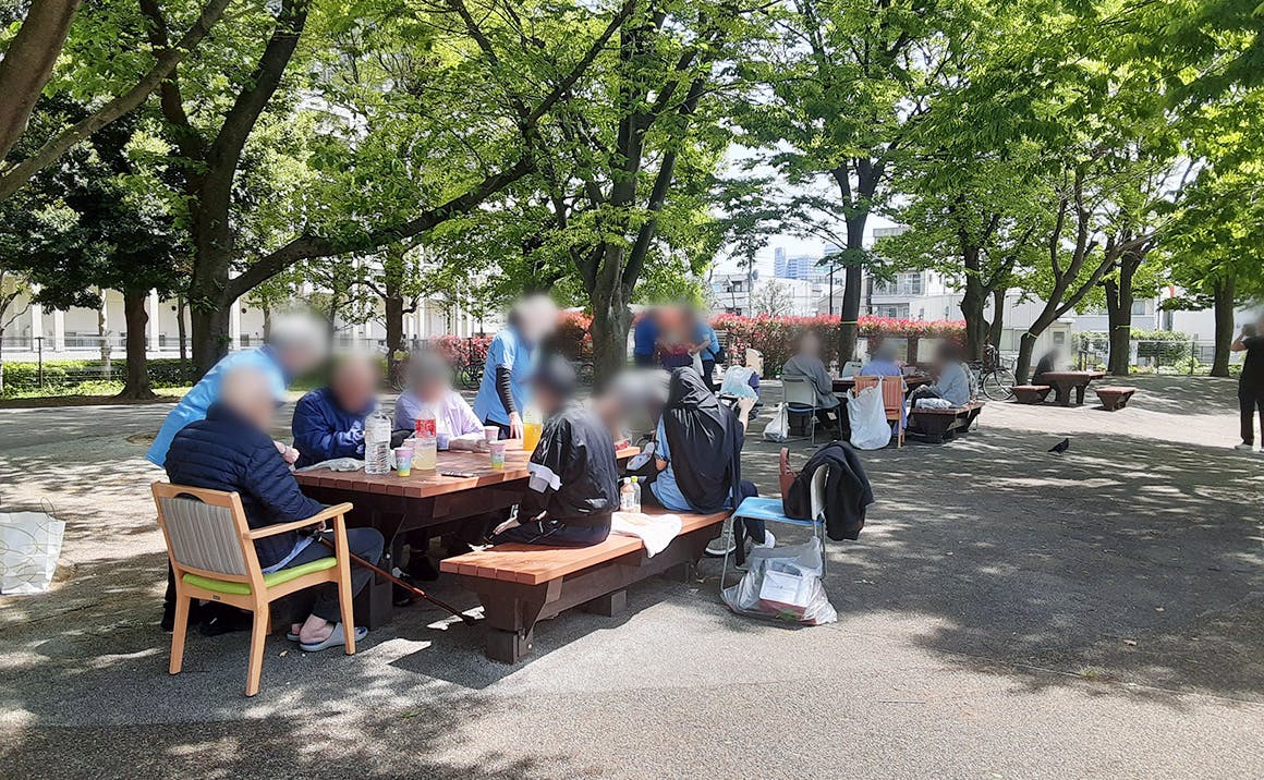 グループホームたのしい家荒川 ピクニック