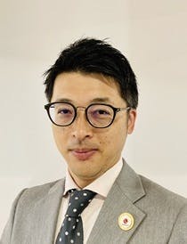 SOMPOケアラヴィーレ十日市場 ホーム長加藤　聡一郎