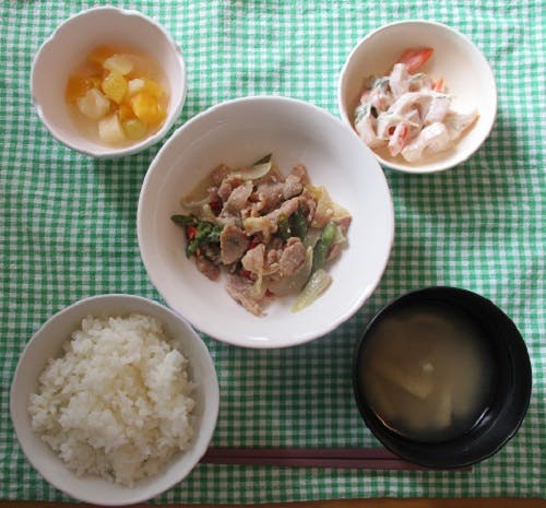 イリーゼ岡谷 肉料理