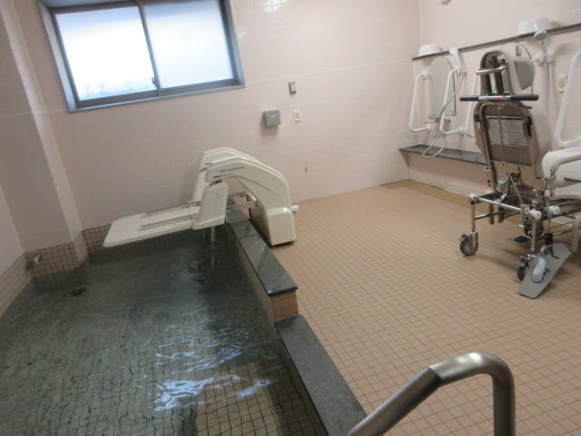 ニチイケアセンター西田辺 大浴場
