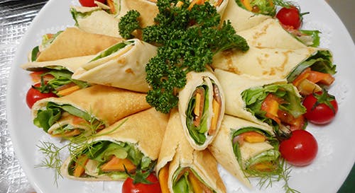グランシア川口 食事