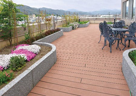 介護付有料老人ホーム 多生苑西栄町 屋上庭園