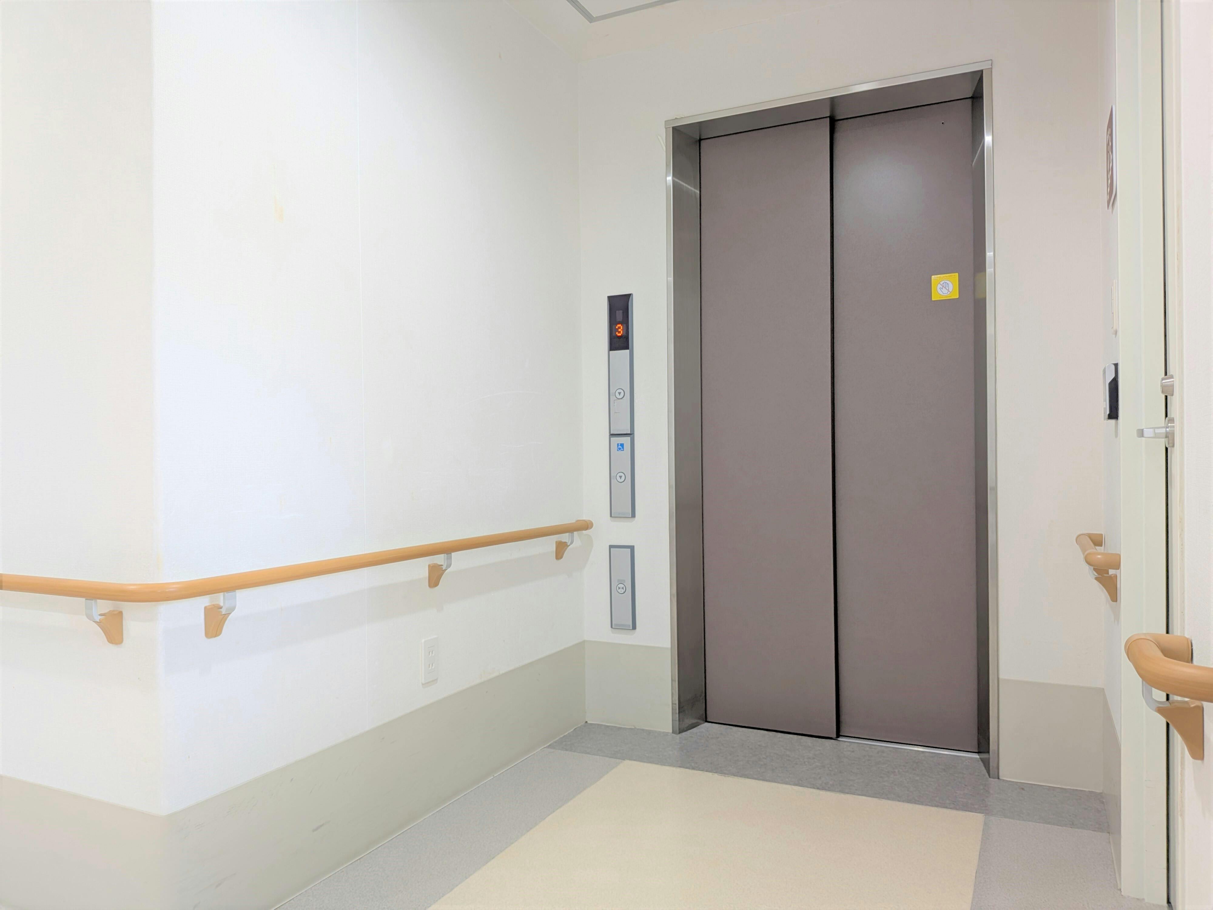 ライフパートナー戸坂 エレベーターホール