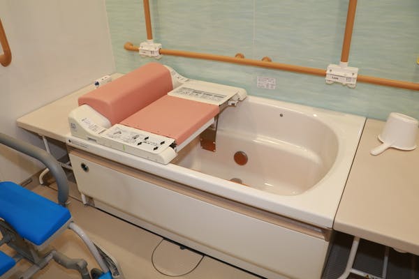 弥生桜やすらぎ館 浴室