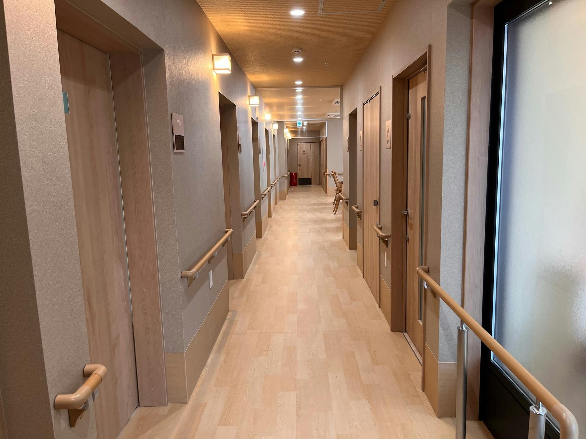 グループホームライブラリ台原 廊下