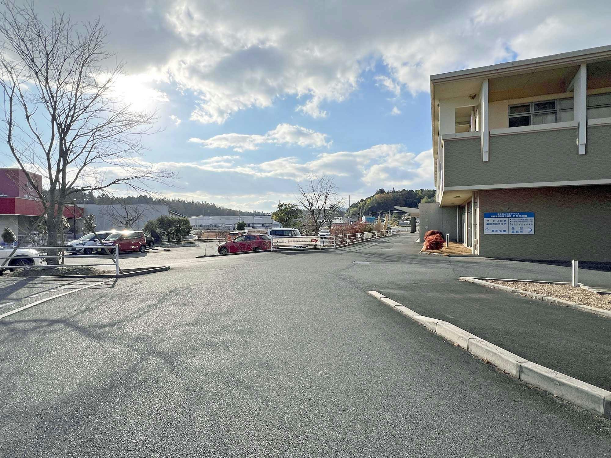 たかやの郷 駐車場