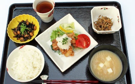 ネオ・サミット茅ヶ崎 昼食