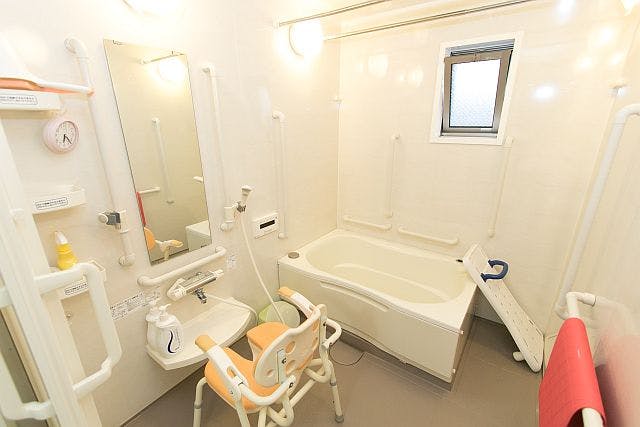 ケアガーデン高針 浴室