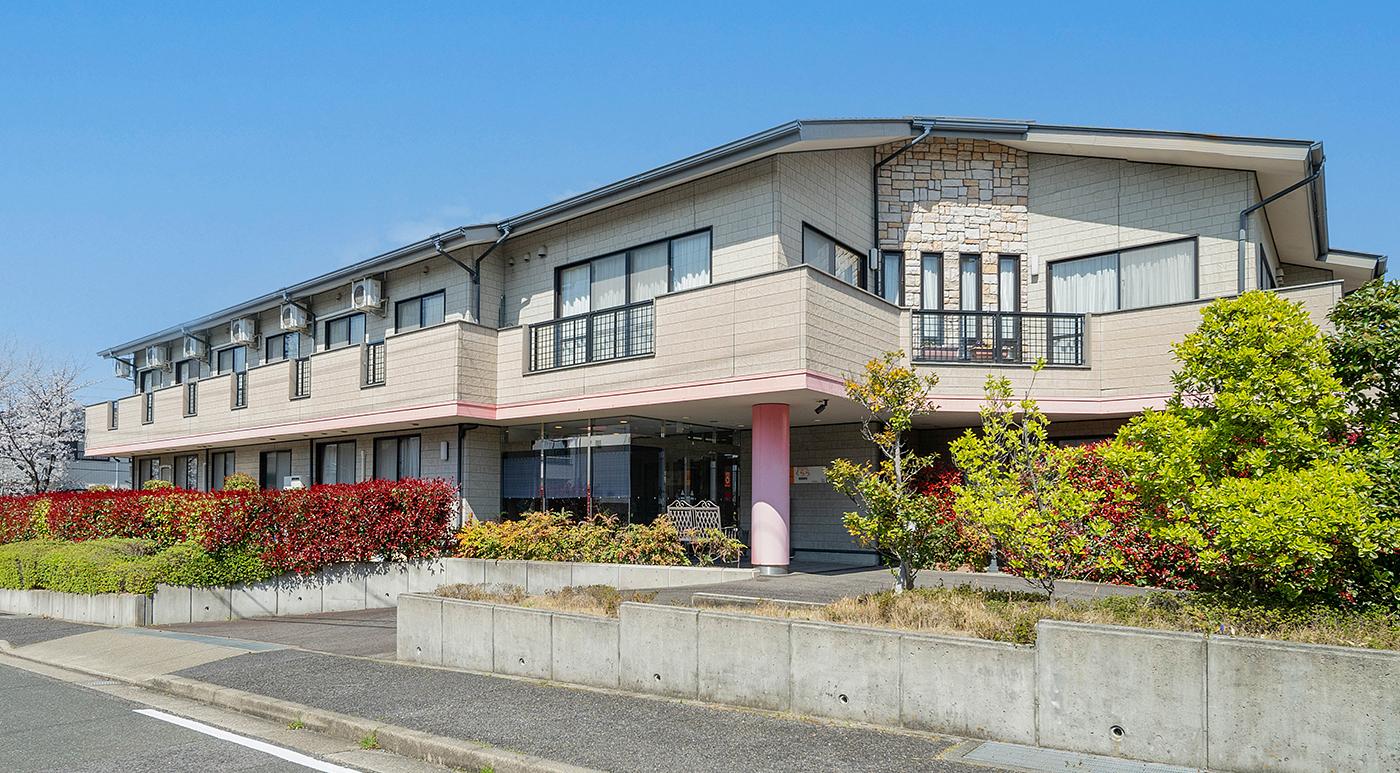 メディカルホームくらら猪高緑地 外観