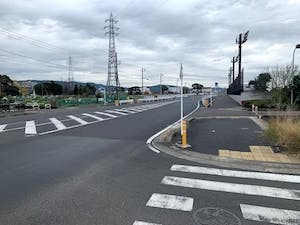 ココファンレジデンス小田原 施設前道路
