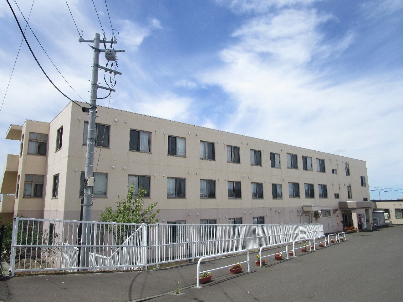 ニチイケアセンター厚別 外観