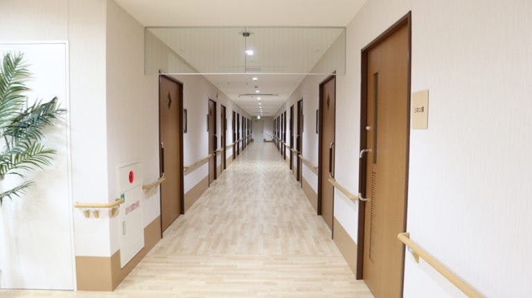 介護付有料老人ホーム ヒューマンサポート桶川 廊下