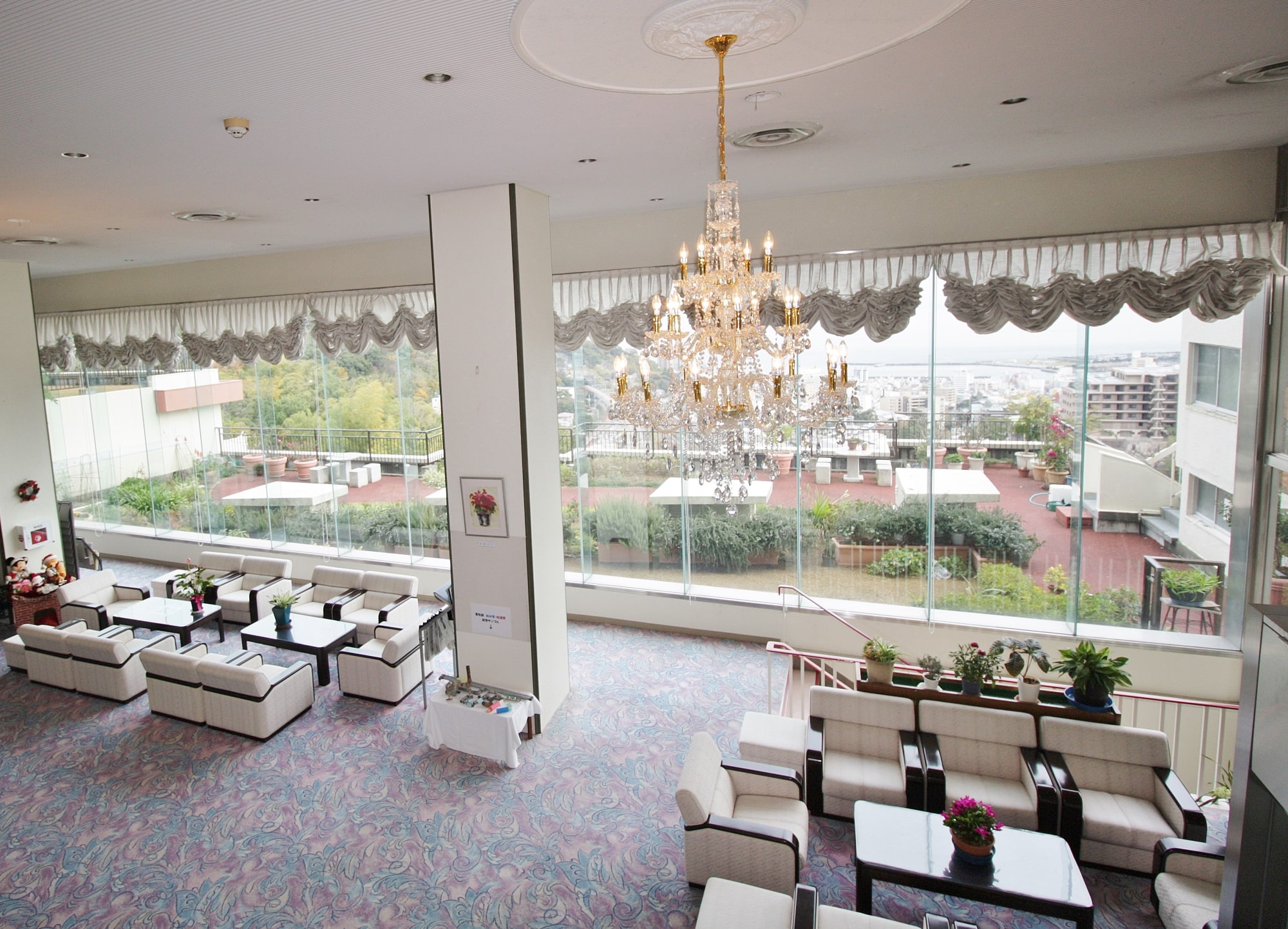 中銀ライフケア熱海〔来の宮〕 ロビー