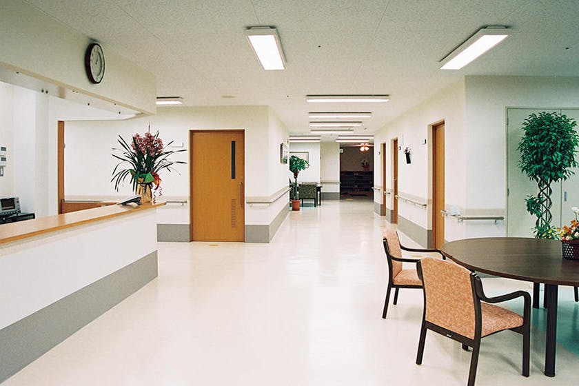介護付有料老人ホーム ソラスト須磨ノ森 廊下