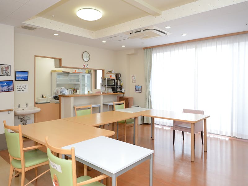 グループホームたのしい家園田 大食堂