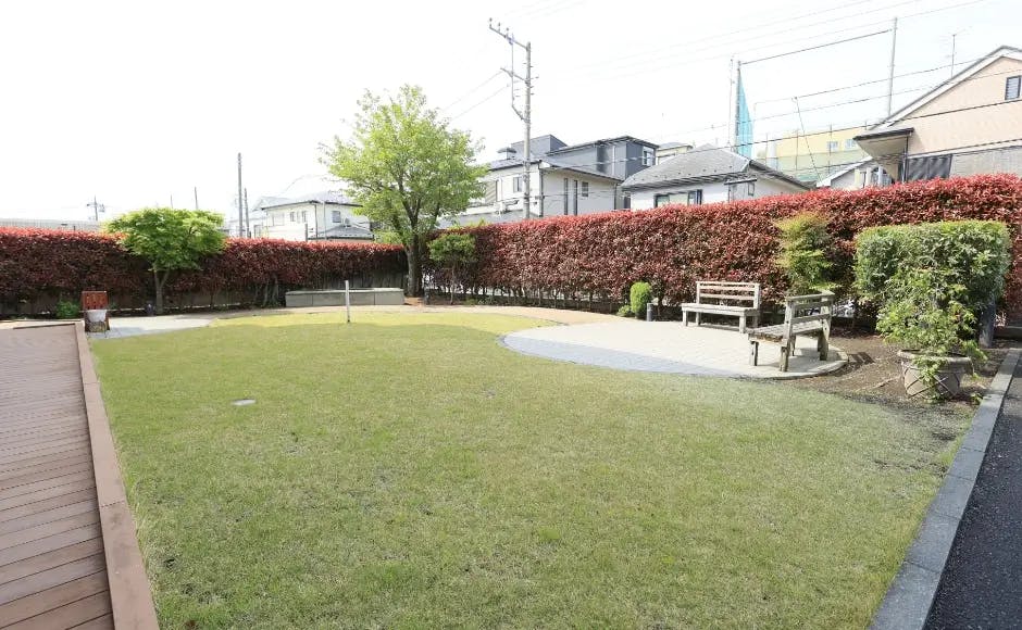 サニーステージ大和 庭園