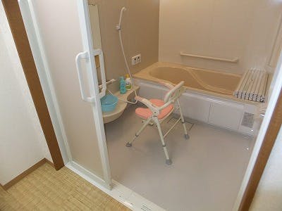 シルバーホームおか笑りっ。 浴室