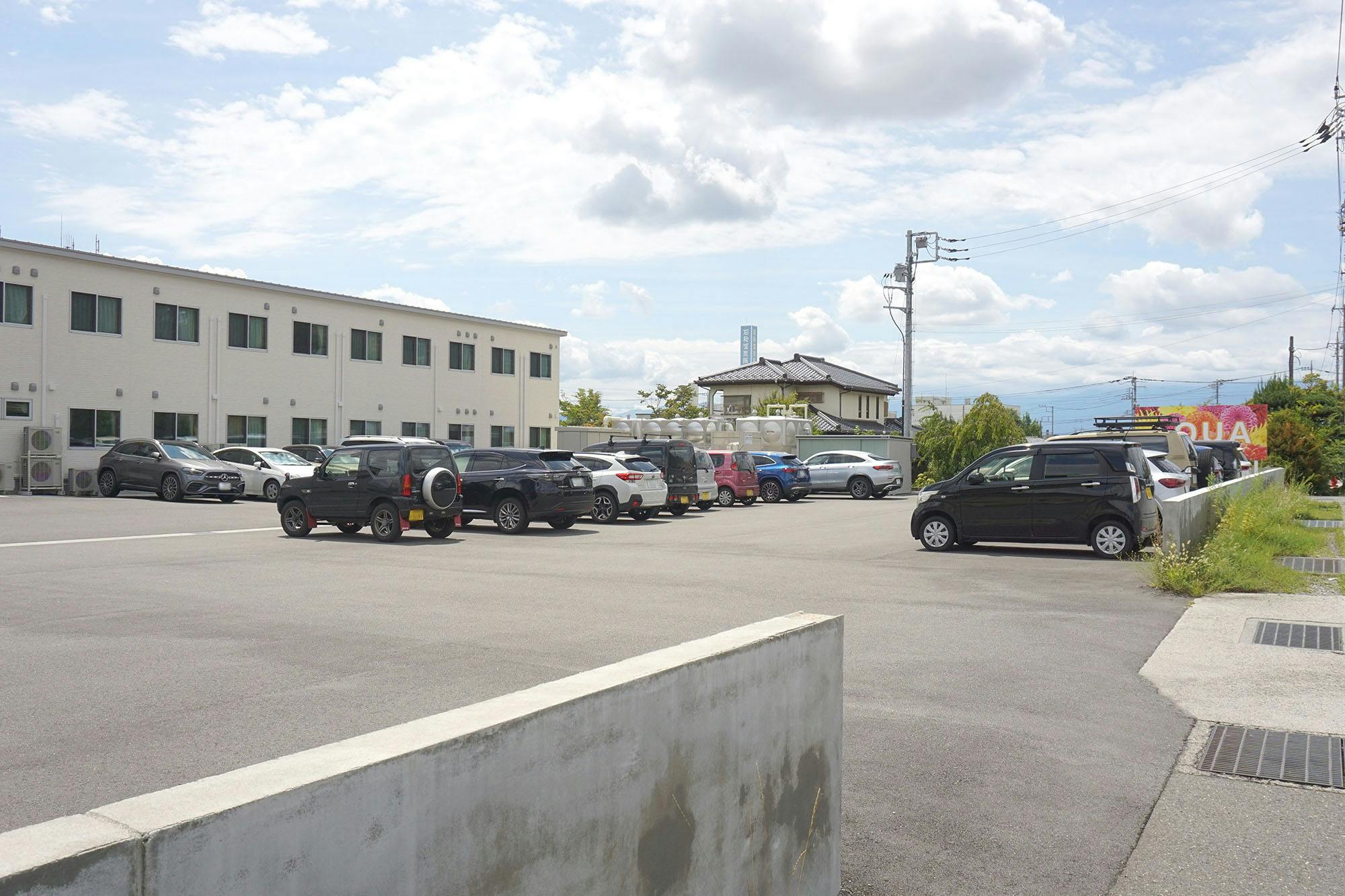 アクアホーム笛吹石和 駐車場