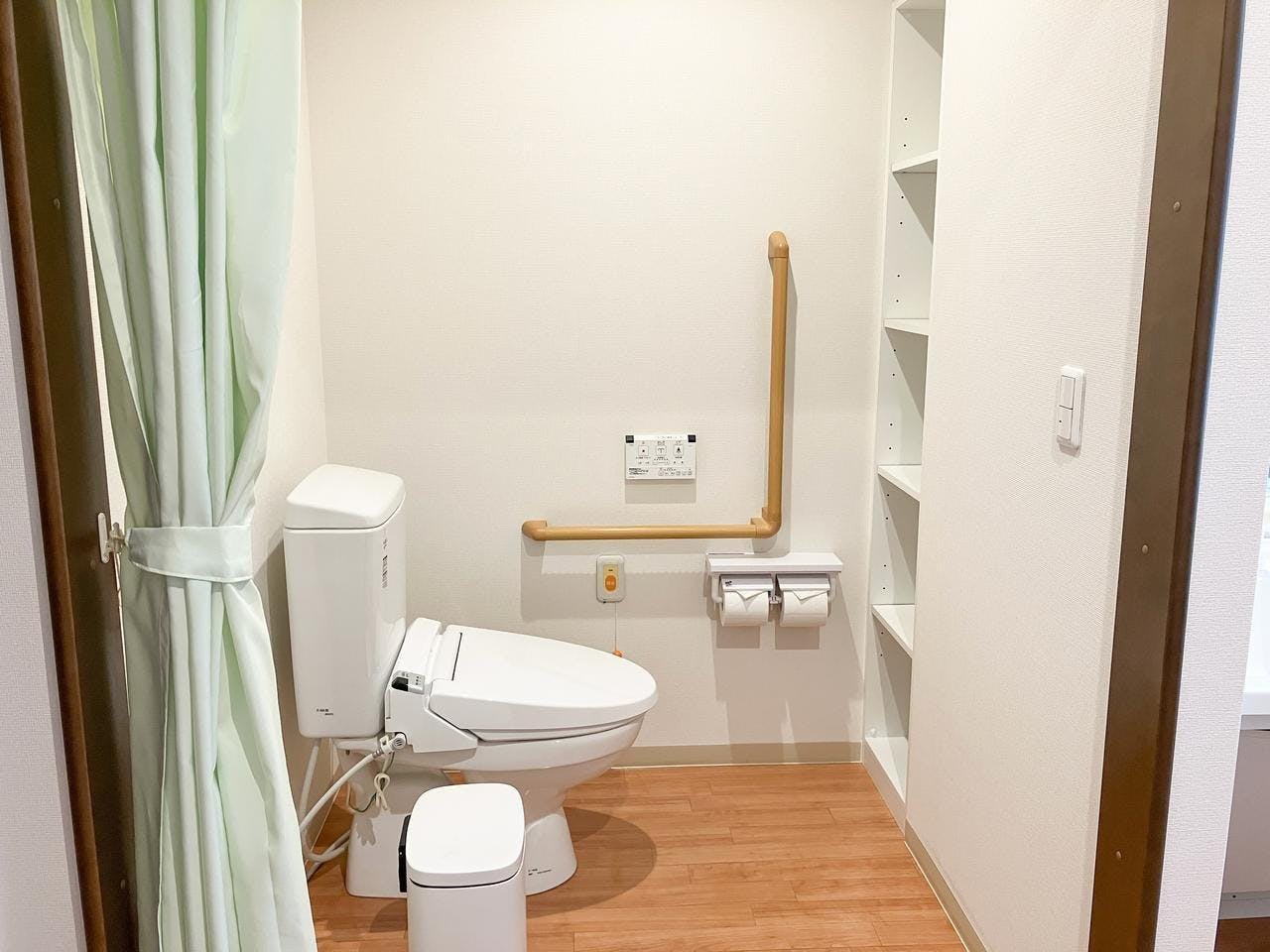 イリーゼ東岩槻 居室トイレ