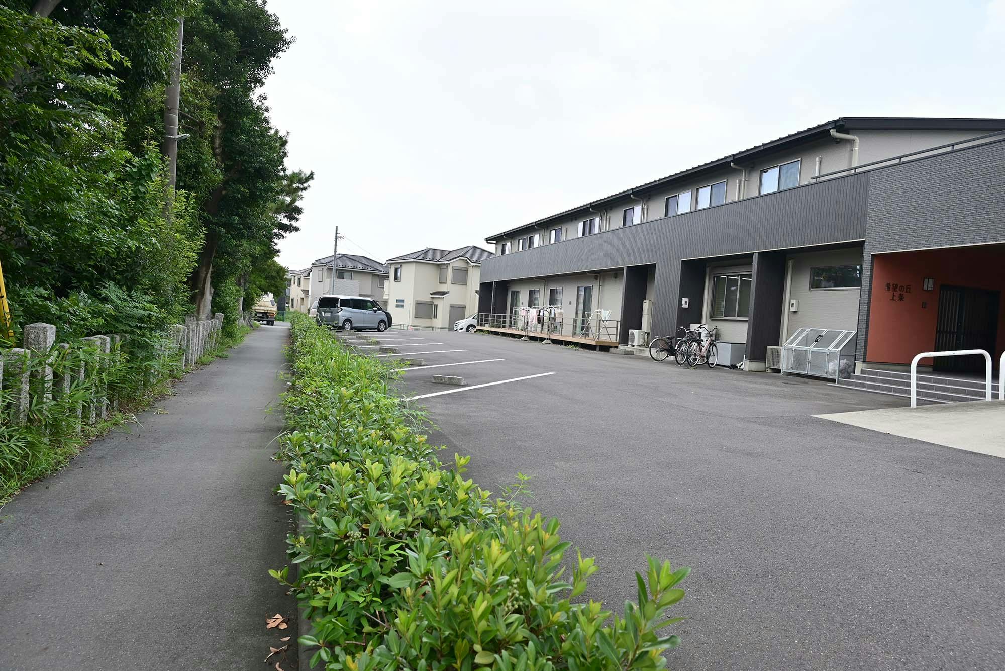 希望の丘上条 駐車場