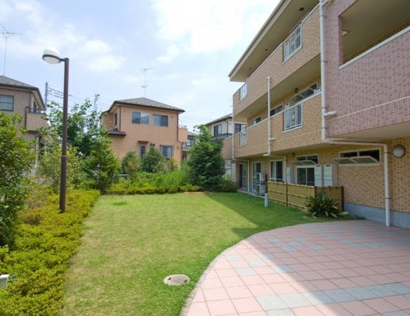 応援家族 庄和館 テラス