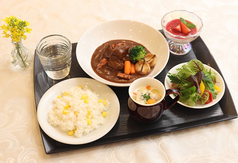 ガーデンテラス千歳烏山 季節の食事