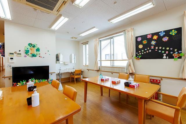 住宅型有料老人ホーム シニアヴィラジュレ松島 食堂