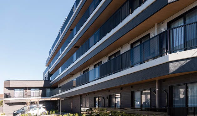 応援家族 福生 外観