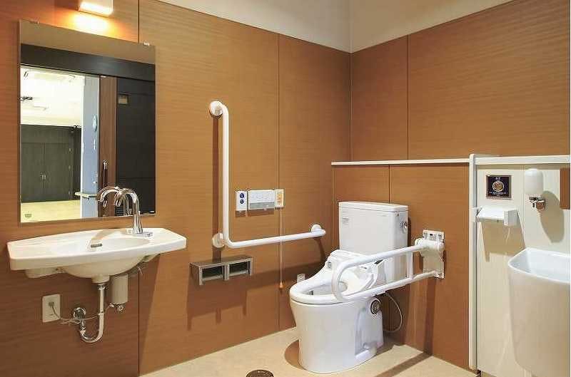 花鏡 共用トイレ