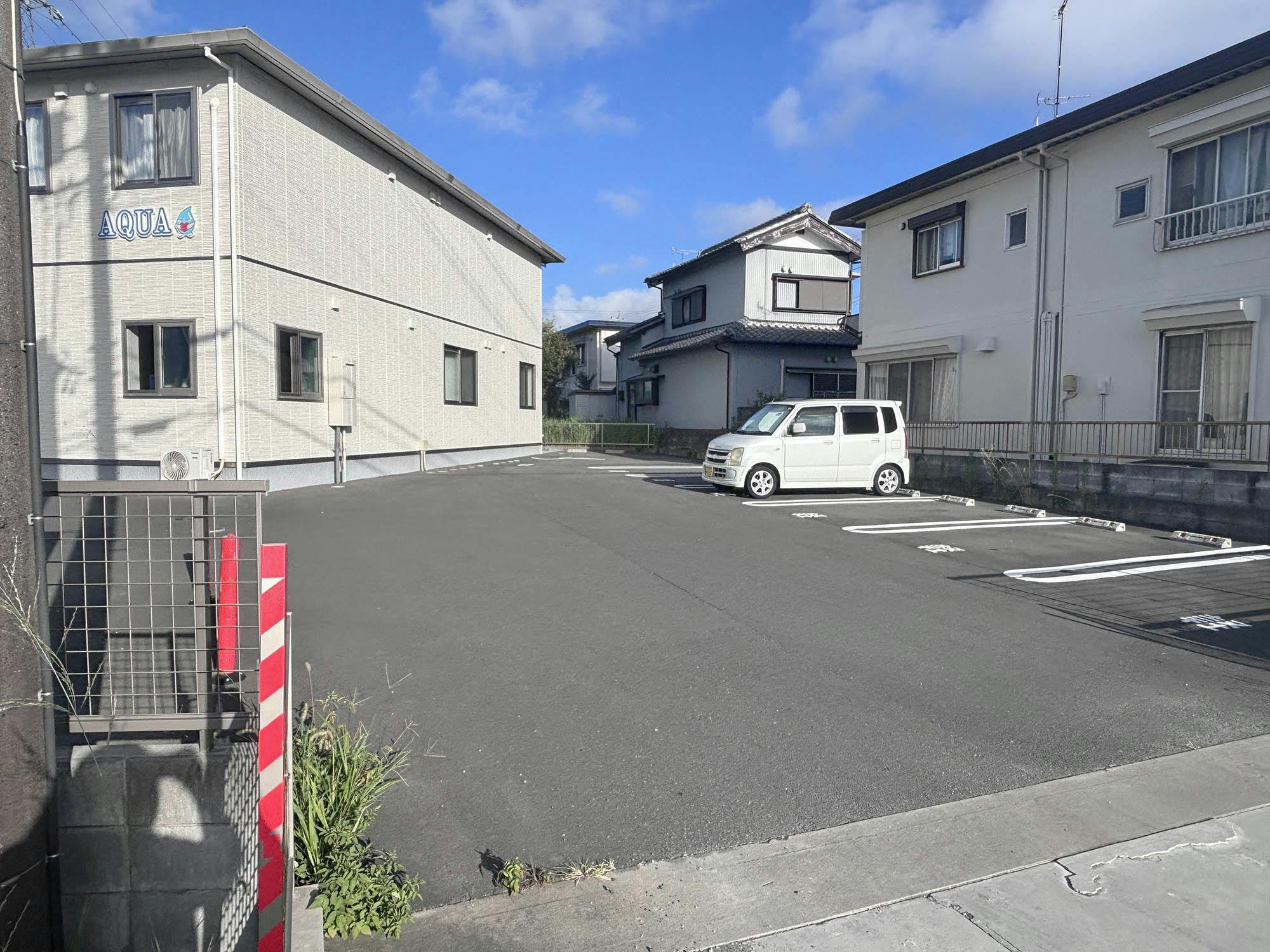 アクアホーム浜松東 駐車場