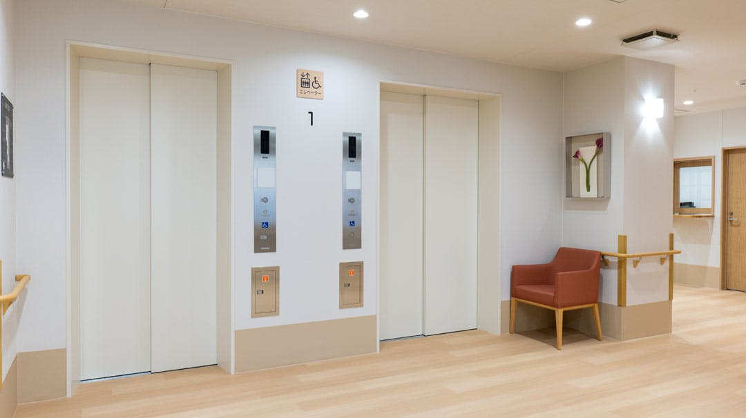 リアンレーヴ市ヶ尾弐番館 エレベーターホール