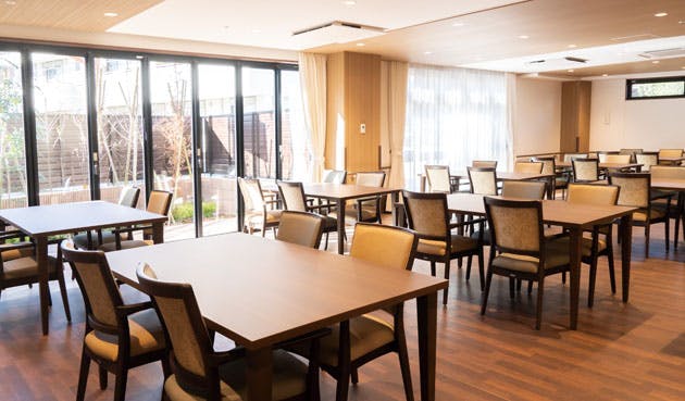 応援家族 福生 食堂