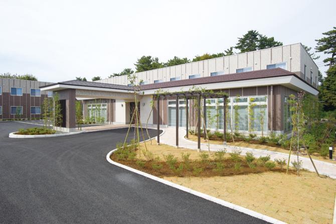 ＳＯＭＰＯケア ラヴィーレ勝田台 外観