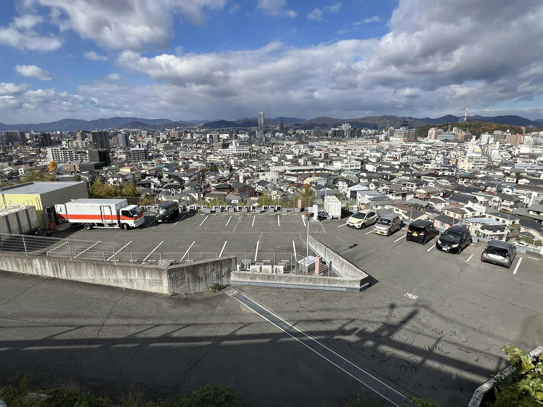 介護付有料老人ホームあかしあ大河 駐車場