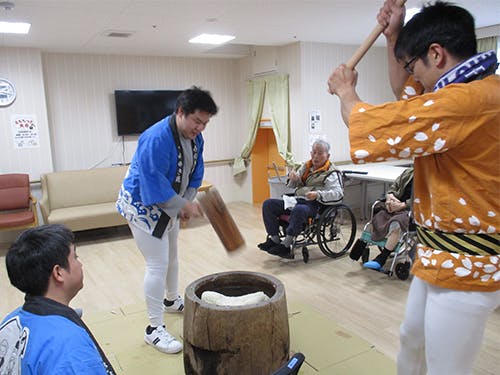 くみのき苑北長尾 年末のお餅つきなどの四季のイベント