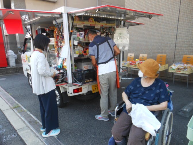 そんぽの家 弁天町 移動スーパー