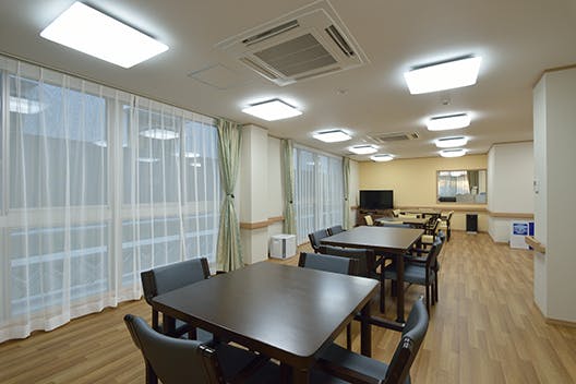 エイジフリーハウス神戸学が丘 食堂・談話室
