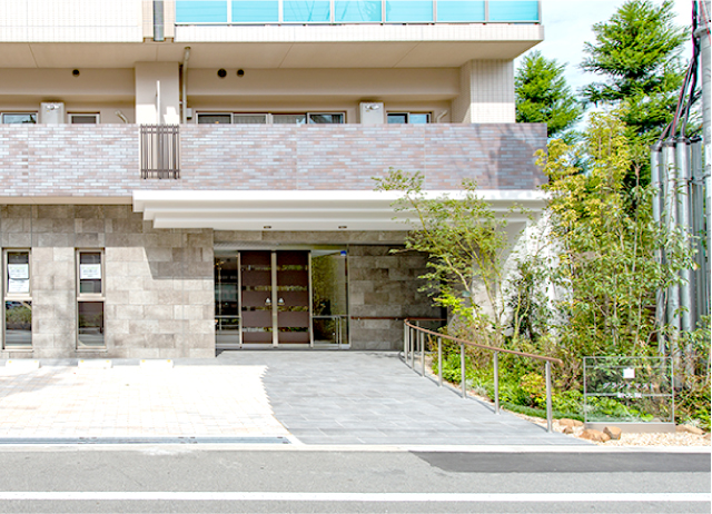 グランドマスト新大阪 玄関アプローチ