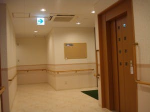 リフレ瀬谷 3人用エレベーター