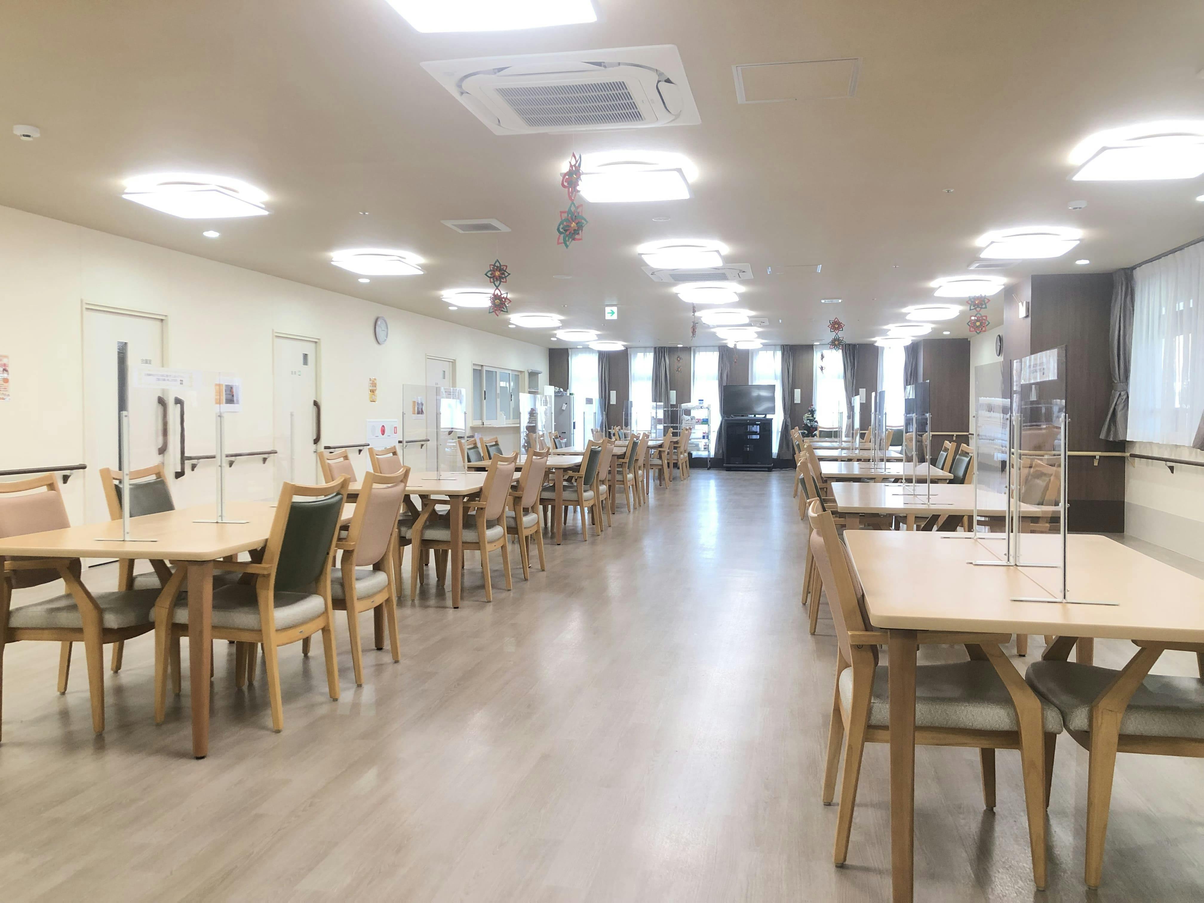 ココファン鶴川駅前 食堂