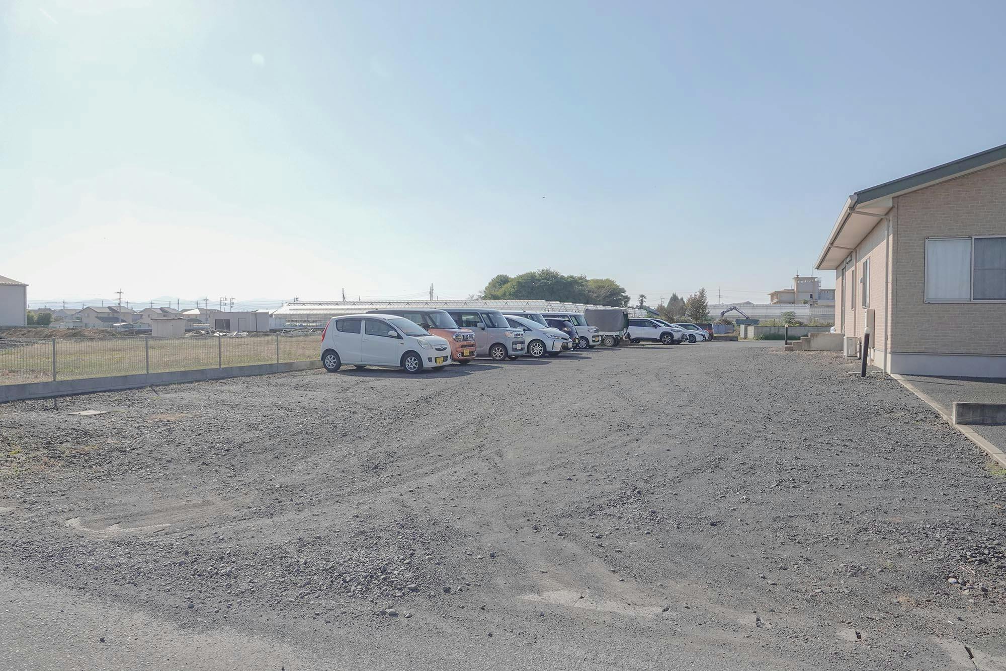 住宅型有料老人ホーム あずまライフライン 駐車場