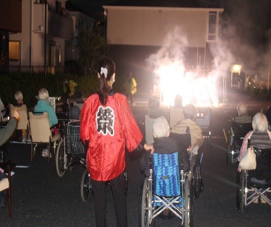 そんぽの家ひばりが丘 花火大会